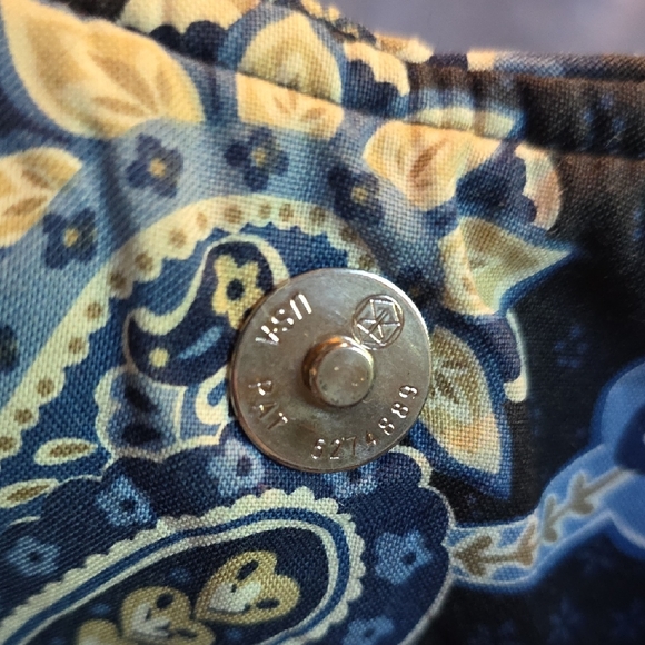 Vera Bradley Windsor Navy Paisley/Plaid Bag w/Front Zipper Pocket - Picture 10 of 12